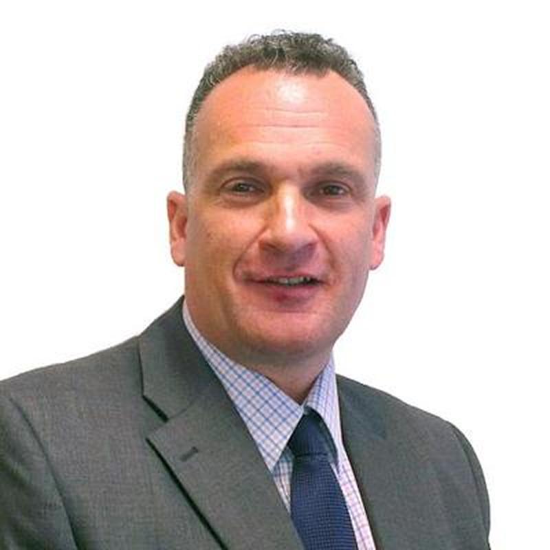 Andrew Hollyer